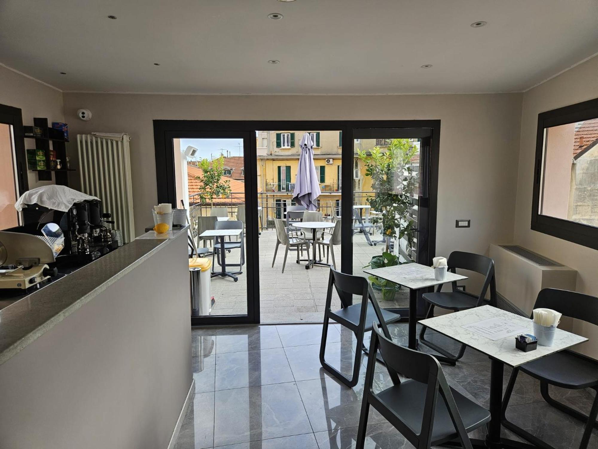 Prima Fila Premium Guest House Sanremo Exterior foto